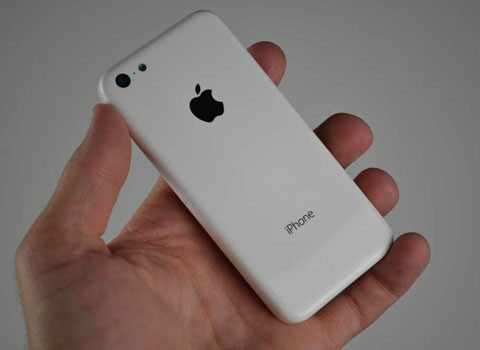iPhone 5C không có Siri. Đây là nhận định của nhà phân tích Gene Munster thuộc công ty Piper Jaffray, được gửi tới cho các nhà đầu tư. Cũng theo ông này, iPhone 5C sẽ có giá khoảng 300 USD.