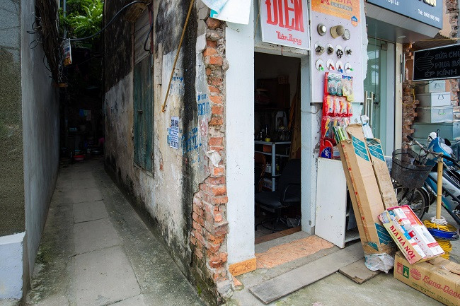 Căn nhà “siêu nhỏ” nằm ở số 91 Đại La (Hai Bà Trưng, Hà Nội) sau khi giải phóng mặt bằng chỉ còn lại một phần diện tích rộng 7,5 m2.