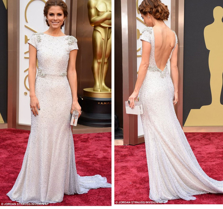 Người đẹp Maria Menounos khoe lưng trần gợi cảm