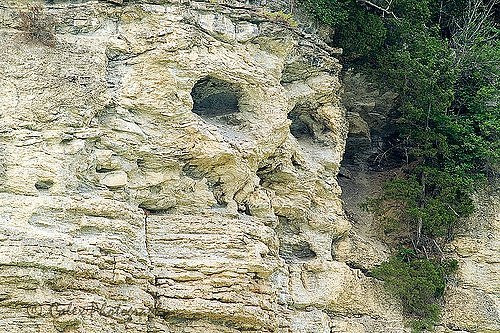 Tảng đá giống hình đầu lâu ở hồ Cumberland, Kentucky, Mỹ.