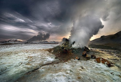 Cánh cổng địa ngục ở Iceland.