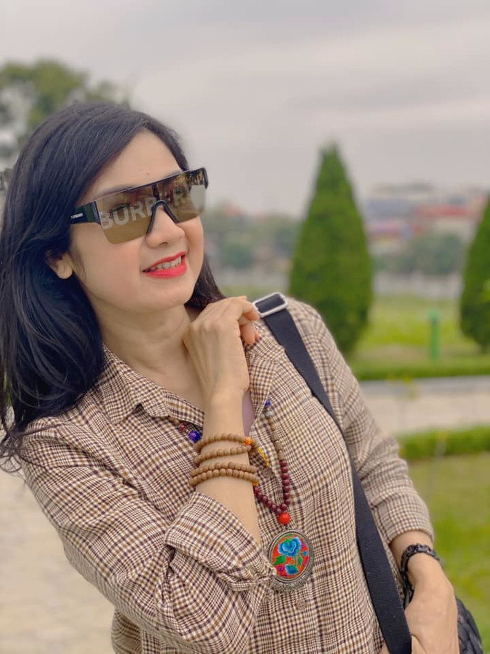 Vai diễn Bạch Cúc đã giúp NSND Thu Hà ghi tên trong top 5 đề cử "Diễn viên nữ ấn tượng" của VTV Awards 2021.