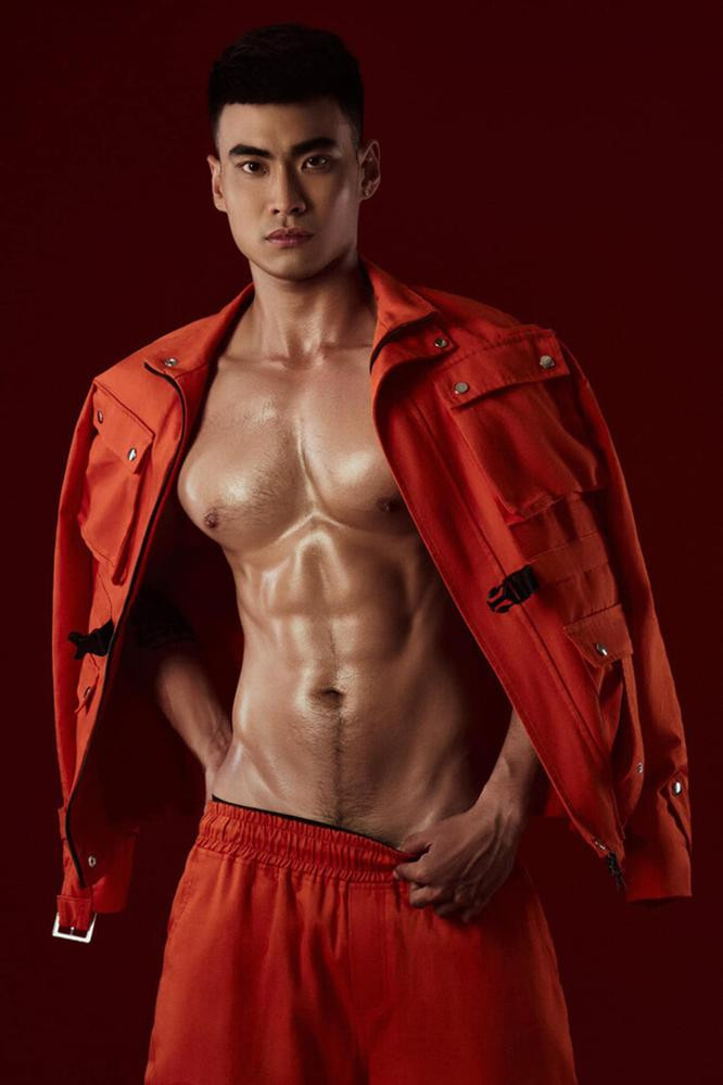 ody của chú rể đúng là không đùa được đâu. Điển hình mới đây, đám cưới của MC Trịnh Minh Luân đã nhận về sự chú ý lớn. Ngoài nhận về vô số lời chúc phúc thì dàn phù rể điển trai đứng sau "hậu thuẫn" đàng trai cũng hot không kém. Hình ảnh ghi lại, ngoài chiều cao nổi bật họ còn có gương mặt cực nam tính. Nhiều người dự đoán chắc đám cưới hôm qua hot lắm đây bởi từ nam chính đến các "nam phụ" đều đẹp xuất sắc thế này cơ mà.