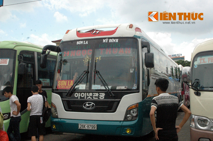 Xe khách giường nằm chạy tuyến Sơn La - Hà Nội.