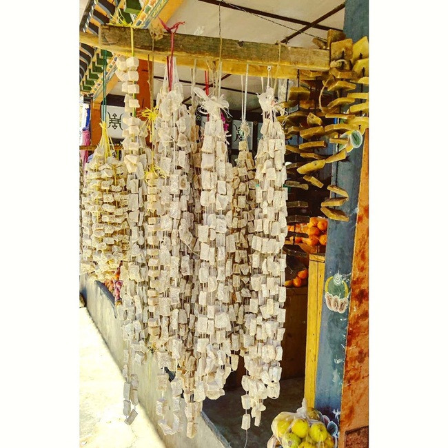 Hàm lượng protein trong khối phô mai là nguồn dinh dưỡng cho những người sống trên núi cao, điều kiện khắc nghiệt từ hàng trăm năm trước.
