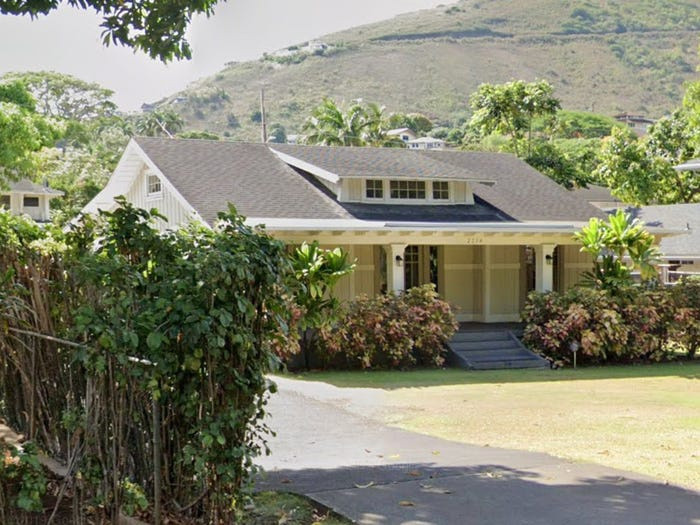 Ngôi nhà thời nhỏ của cựu Tổng thống Mỹ Barack Obama ở Honolulu, Hawaii, được bán với giá 2,2 triệu USD. Ông sống tại đây từ năm 1964 đến năm 1967. Ảnh: Google Maps.