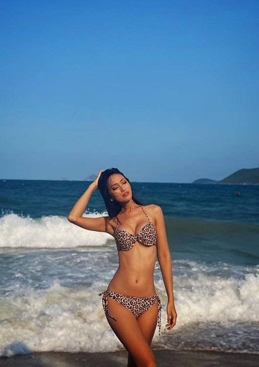 Hoài Sa cũng là một người đẹp nhận được nhiều sự ngưỡng mộ bởi body cực phẩm.