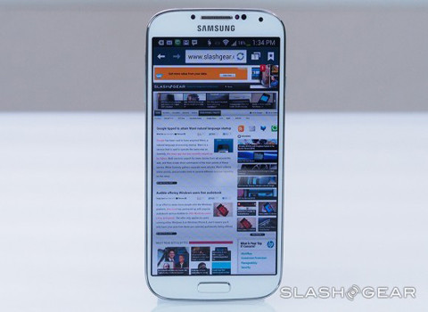 Samsung Galaxy SIV và S III sẽ nhận cập nhất Android 4.3 vào tháng 10. Trang mạng Engadget đã có được lời khẳng định từ chính Samsung rằng công ty sẽ tung ra bản cập nhật Android 4.3 Jelly Bean cho Galaxy SIII và SIV vào giữa tháng 10.