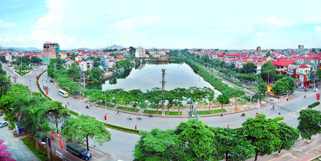 Tỉnh Vĩnh Phúc hiện có 9 đơn vị hành chính cấp huyện/thị bao gồm: 2 thành phố Vĩnh Yên và Phúc Yên, cùng 7 huyện: Lập Thạch, Bình Xuyên, Sông Lô, Tam Đảo, Tam Dương, Vĩnh Tường, Yên Lạc. Ảnh: Zing News