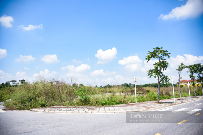 Hạ tầng kỹ thuật, đường nội bộ... phía trong 2 khu đất đã được đầu tư.