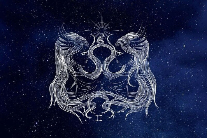 Song Tử. Theo tử vi 12 cung hoàng đạo, vài ngày tới sẽ được đánh dấu bằng những căng thẳng liên quan đến Song Tử bởi trên thực tế có vẻ như bạn đang lạm dụng chức quyền của mình quá đáng trong giai đoạn này.