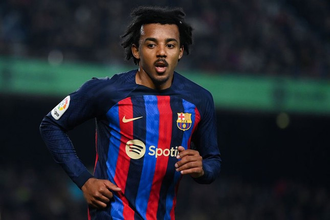 4. Jules Kounde (Barcelona).