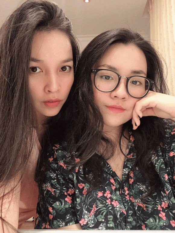 Con gái Hiền Thục lớn lên trong vòng tay chăm sóc của mẹ và bà ngoại. Khi còn nhỏ, Gia Bảo có ngoại hình mũm mĩm. Nhưng sau đó, Hiền Thục đã đồng hành cùng con siết cân nặng. Nhờ có mẹ luôn bên cạnh động viên, Gia Bảo giảm được hơn 20 kg.