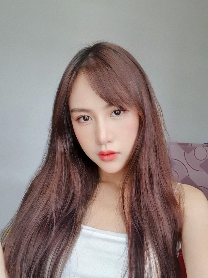 Ngắm vẻ xinh đẹp của Jenna Anh Phương.