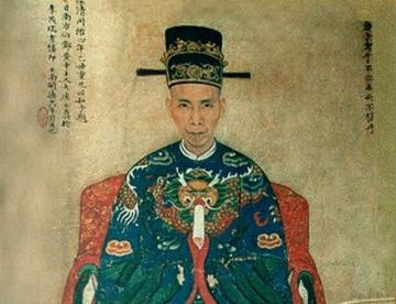 Đặng Huy Trứ (1825-1874), quê ở huyện Hương Trà, tỉnh Thừa Thiên Huế. Ông là đại quan của triều Nguyễn, sinh thời đã đề ra rất nhiều cải cách tiến bộ trên nhiều lĩnh vực. Đáng tiếc, những chủ trương của ông phần lớn không được triều đình chấp nhận.