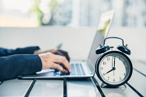 Nếu bạn không bỏ ra công sức sao có thể thu về lợi ích cho mình được. Càng nhiều những khó khăn cuộc đời thì bạn sẽ càng hiểu rằng mọi sự tốt đẹp đều bắt đầu từ việc trân quý từng khoảnh khắc.