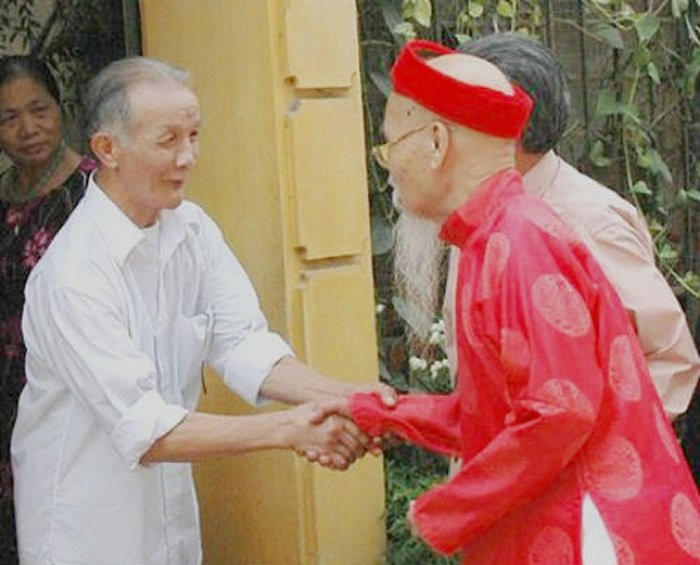 Hơn hết, nếu vị khách đó hợp mệnh với gia chủ lại càng đem nhiều điều tốt lành, tấn tới nên sẽ được gia chủ đón tiếp vô cùng nồng hậu cùng những lời chúc tụng may mắn hơn cả.