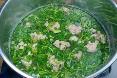 Loại rau ít ai để ý lại giàu dinh dưỡng hơn cả sữa bò