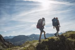 Bỏ túi ngay loạt điểm du lịch bụi an toàn, giá hạt dẻ khiến dân phượt mê tít