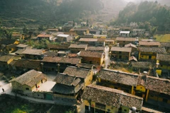 View - [INFOGRAPHIC] 5 làng du lịch Việt Nam được vinh danh 'Tốt nhất thế giới 2025' | Báo Tri thức và Cuộc sống - TIN TỨC PHỔ BIẾN KIẾN THỨC 24H