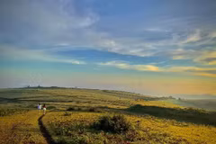 Thảo nguyên Bùi Hui vào mùa đẹp nhất, dân mê xê dịch đổ về