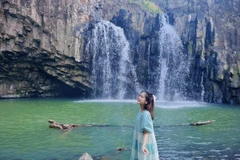 Thác Vực Hòm lên hình auto đẹp không cần filter vẫn cháy máy