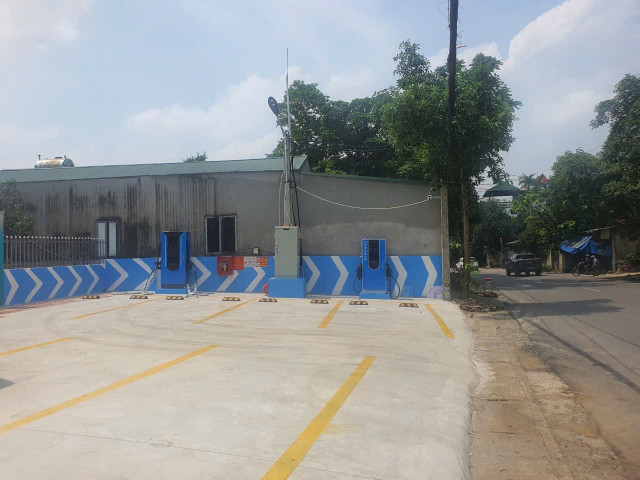 Một trạm sạc của VinFast mới đi vào hoạt động tại Xuân Mai - Chương Mỹ media-1.jpg