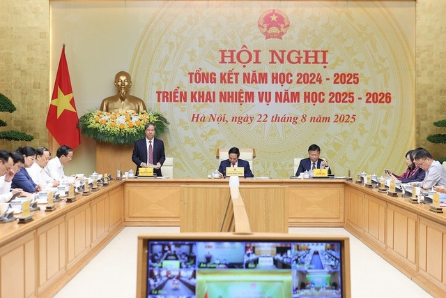 Bộ trưởng Bộ Giáo dục và Đào tạo Nguyễn Kim Sơn chia sẻ toàn ngành sẽ hành động theo chủ đề: "Kỷ cương, Sáng tạo, Đột phá, Phát triển" - Ảnh: VGP/Nhật Bắc 222222.jpg