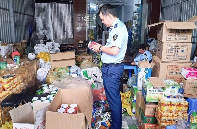 Hàng hóa không có nguồn gốc xuất xứ đã bị kiểm tra, phát hiện và thu giữ - (Ảnh: Quản lý thị trường) 1.jpg