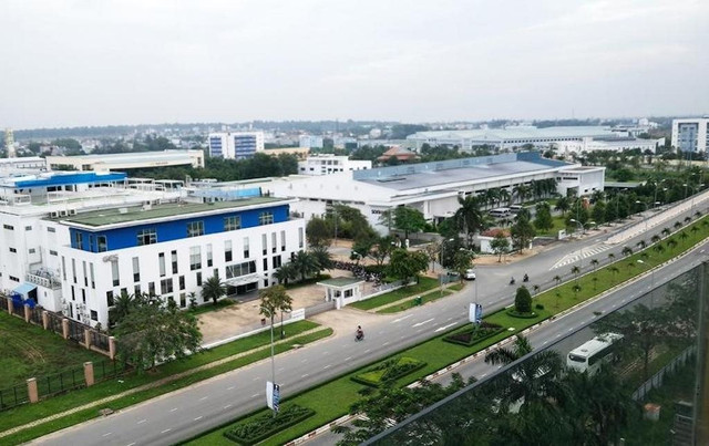 Thành lập Ban Quản lý các Khu chế xuất và công nghiệp TP HCM trên cơ sở hợp nhất 3 Ban Quản lý Khu công nghiệp Bà Rịa - Vũng Tàu, Bình Dương và TP HCM. tphcm-mo-them-khu-cong-nghiep-don-dai-bang1605461785-16805801003421582039361-175369633004948497690.jpg