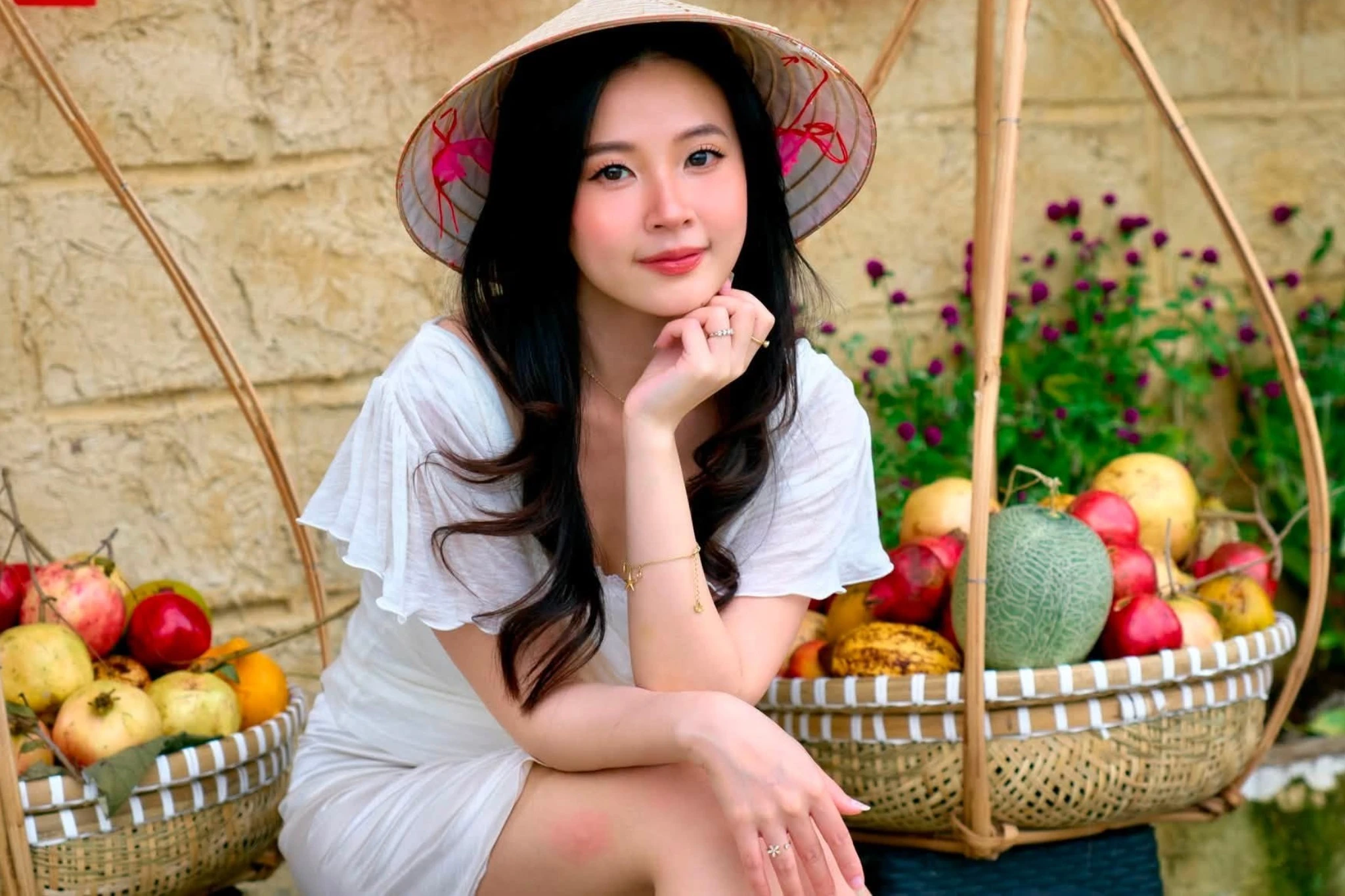 [GALLERY] Midu nhan sắc trẻ măng, khó tin đã bước sang tuổi U40