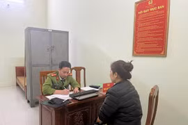Xử lý người phụ nữ tự ý lập bãi đỗ xe, thu tiền trái phép ở Bắc Ninh