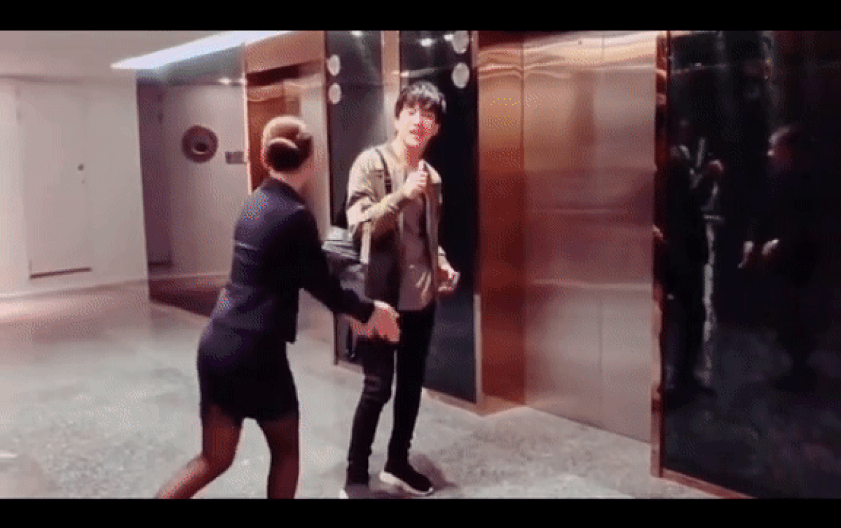 Chi Pu bi fan xu Trung 'dao' lai phan ung khi trai dep hat to tinh-Hinh-2