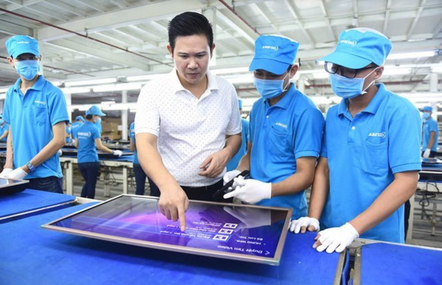 Chiếc tivi giá siêu rẻ một thời phủ sóng khắp các làng quê. Ảnh: TL screen-shot-2025-09-04-at-063310.png