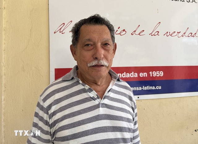 Nhà báo Roberto Molina của hãng thông tấn Prensa Latina - Ảnh: Việt Hùng Nhà báo Roberto Molina của hãng thông tấn Prensa Latina - Ảnh: Việt Hùng