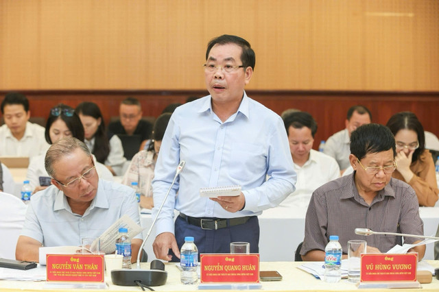 Ông Nguyễn Quang Huân, Ủy viên Đoàn Chủ tịch Ủy ban Trung ương MTTQ Việt Nam, Đại biểu Quốc hội, Phó Chủ tịch Hội Doanh nhân tư nhân Việt Nam, Chủ tịch HĐQT Công ty cổ phần Halcom Việt Nam. Ảnh: Quang Vinh Ông Nguyễn Quang Huân, Ủy viên Đoàn Chủ tịch Ủy ban Trung ương MTTQ Việt Nam, Đại biểu Quốc hội, Phó Chủ tịch Hội Doanh nhân tư nhân Việt Nam, Chủ tịch HĐQT Công ty cổ phần Halcom Việt Nam. Ảnh: Quang Vinh
