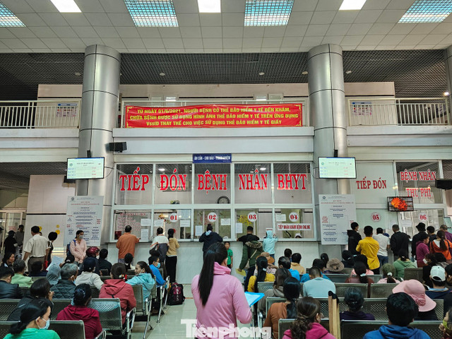 Bệnh viện Đa khoa vùng Tây Nguyên đã có kế hoạch kiểm tra sức khoẻ cho các bệnh nhân trong vụ kê khống tán sỏi bằng máy Bệnh viện Đa khoa vùng Tây Nguyên đã có kế hoạch kiểm tra sức khoẻ cho các bệnh nhân trong vụ kê khống tán sỏi bằng máy