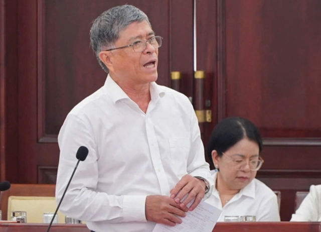 Giám đốc Sở GD-ĐT TP HCM Nguyễn Văn Hiếu trả lời về dạy học ngày thứ Bảy. nguyen-van-hieu.png