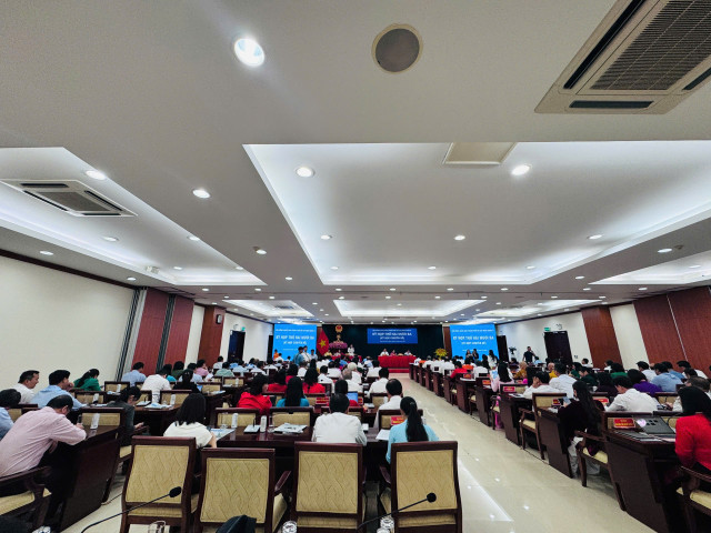 Toàn cảnh kỳ họp thứ 23 của HĐND TP.HCM khóa X (Ảnh: M.Q). Toàn cảnh kỳ họp thứ 23 của HĐND TP.HCM khóa X (Ảnh: M.Q).