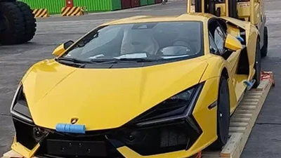Tận thấy Lamborghini Revuelto hơn 50 tỷ đầu tiên về Việt Nam