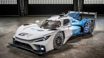 Toyota GR H2 - siêu xe chạy nhiên liệu hydro "lộ hàng"