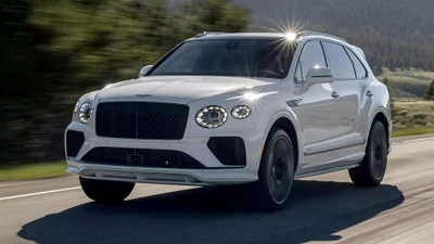 Bentley Bentayga Speed 2026 ra mắt với động cơ V8 mạnh mẽ