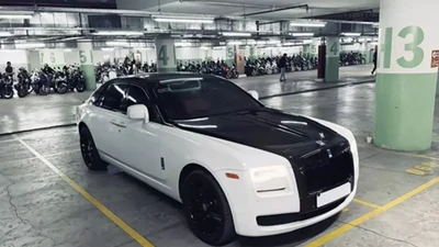 Rolls-Royce Ghost "Panda" hơn 5 tỷ nội thất quý tộc Hermes