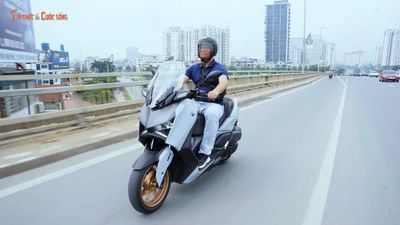 Yamaha XMAX 300 - sáng đi làm, chiều về quê, cuối tuần phượt