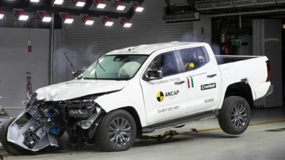 Mitsubishi Triton 2025 đạt chuẩn an toàn 5 sao ANCAP mới