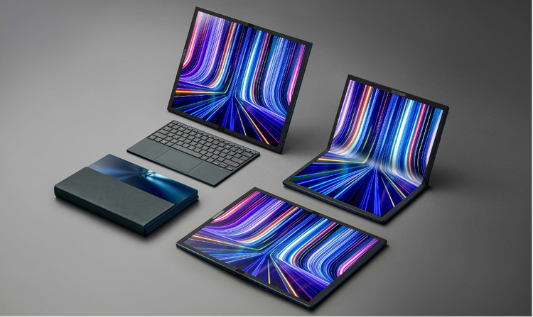 Ngoài khả năng gập mở linh hoạt, màn hình OLED LTPO hai lớp của HUAWEI MateBook Fold Ultimate cũng là một điểm nhấn đáng chú ý. Màn hình có tỷ lệ khung hình 4:3 khi mở (độ phân giải 3.296 x 2.472 pixels) và 3:2 khi ở dạng laptop (2.472 x 1.648 pixels), độ sáng tối đa 1.600 nits và tần số PWM 1.440Hz. Cấu trúc hai lớp giúp tiết kiệm điện năng 30% và tăng gấp ba tuổi thọ màn hình. Màn hình được bảo vệ bởi chất lỏng phi Newton và lớp hỗ trợ bằng sợi carbon. 1000013832.png