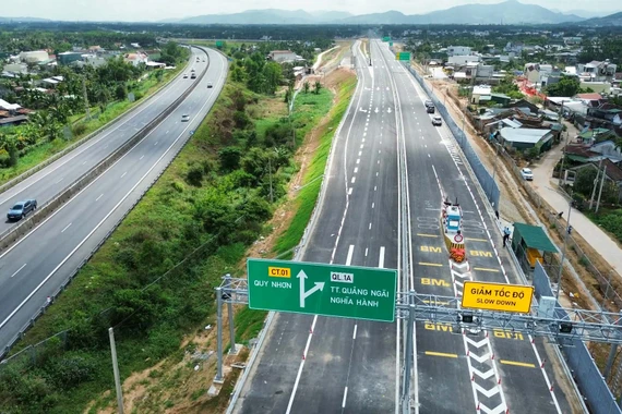 Tạm dừng kế hoạch thông xe kỹ thuật đoạn cao tốc Quảng Ngãi – Hoài Nhơn