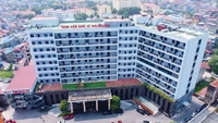 Bệnh viện TNH lỗ kỷ lục, Chủ tịch rời danh sách cổ đông lớn