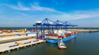 Tân Cảng Sài Gòn: Nhà thầu quen trúng gói sửa cảng, đối thủ "ngã ngựa" vì lỗi sơ đẳng