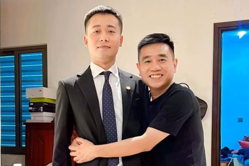 Tiến Nguyễn là thành viên nổi bật trong team châu Phi, thường xuất hiện bên Quang Linh Vlogs. Ảnh: Tiến Nguyễn/Facebook.